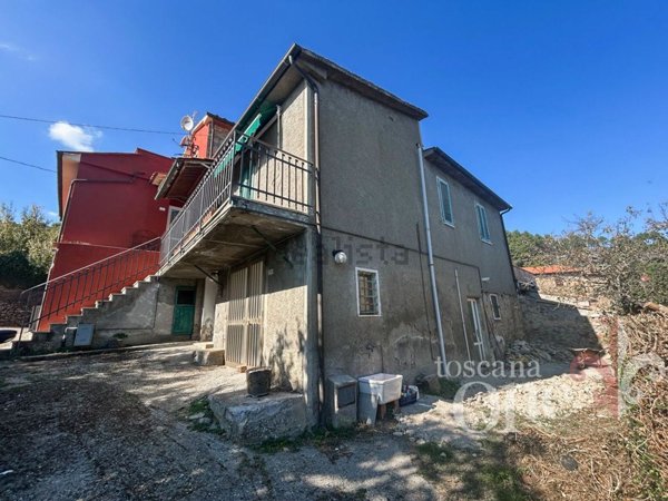 casa indipendente in vendita a Chianni