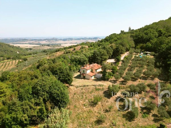 casa indipendente in vendita a Chianni in zona Rivalto
