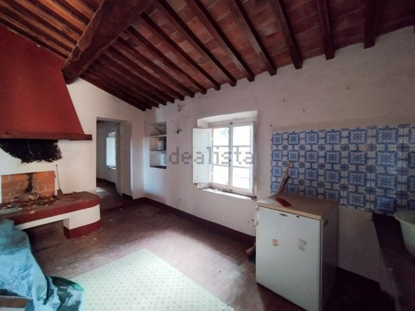 appartamento in vendita a Chianni in zona Rivalto