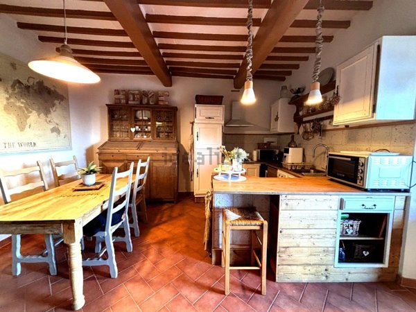 casa indipendente in vendita a Chianni