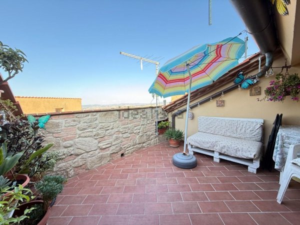 casa indipendente in vendita a Chianni