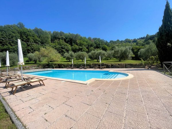 casa indipendente in vendita a Chianni in zona Rivalto