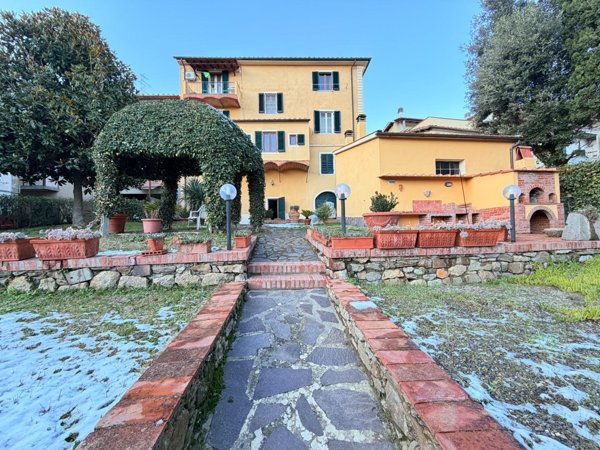 casa indipendente in vendita a Chianni