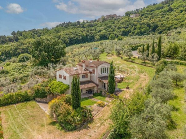 casa indipendente in vendita a Chianni