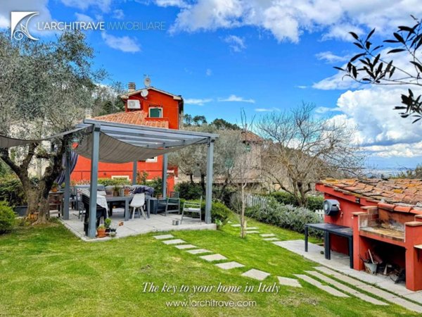 casa indipendente in vendita a Chianni