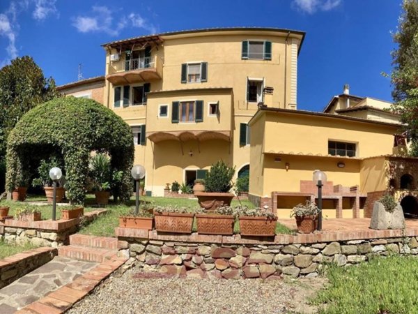 casa indipendente in vendita a Chianni