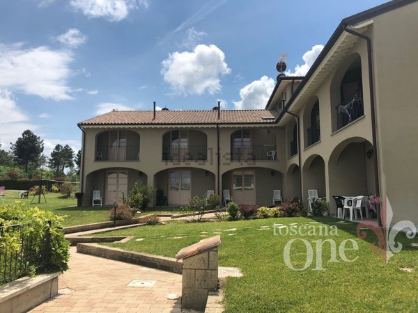 casa indipendente in vendita a Chianni in zona Rivalto