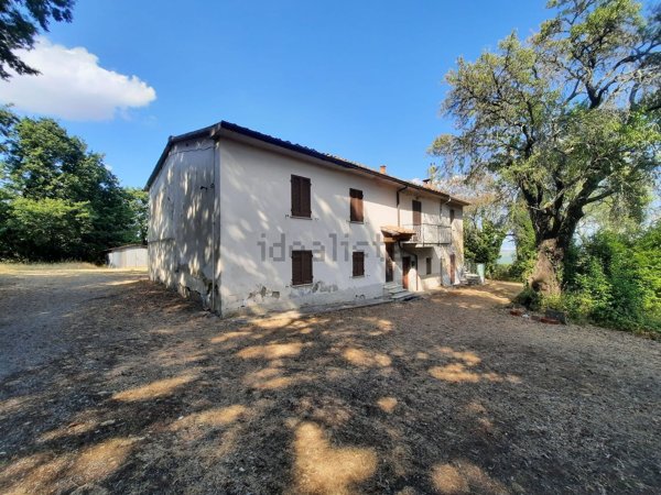 casa indipendente in vendita a Chianni