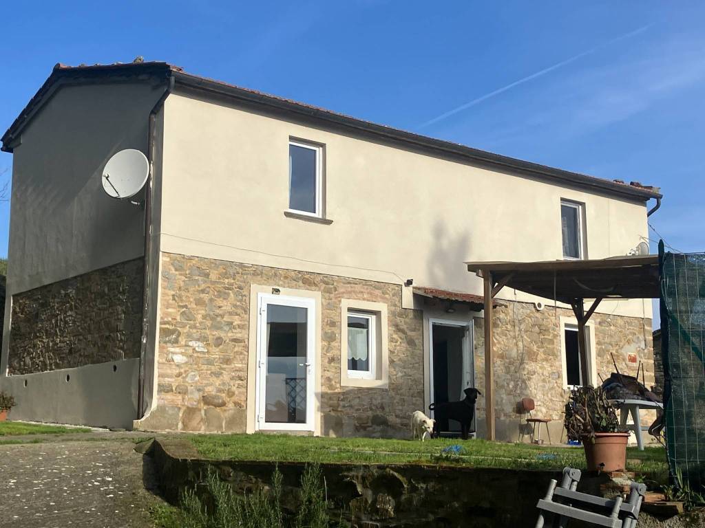 casa indipendente in vendita a Chianni