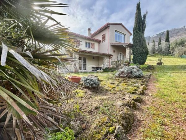 casa indipendente in vendita a Chianni