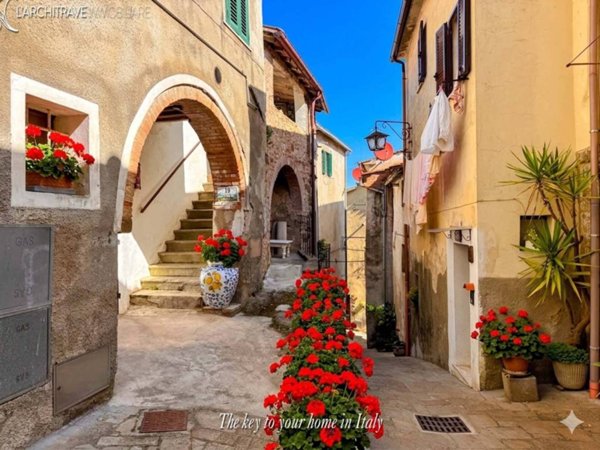 casa indipendente in vendita a Chianni