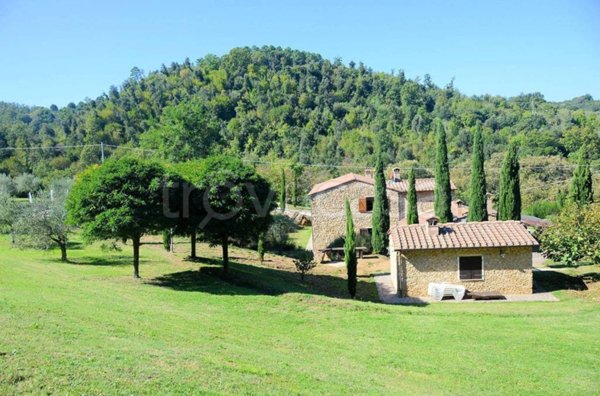 casa indipendente in vendita a Chianni in zona Rivalto