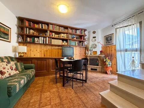 appartamento in vendita a Chianni in zona La Pieve