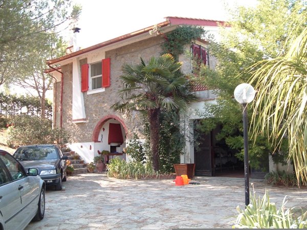 casale in vendita a Chianni