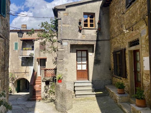 casa indipendente in vendita a Chianni