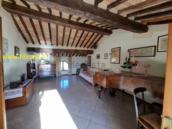 appartamento in vendita a Chianni in zona La Pescaia