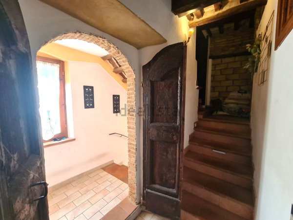 appartamento in vendita a Chianni in zona La Pescaia