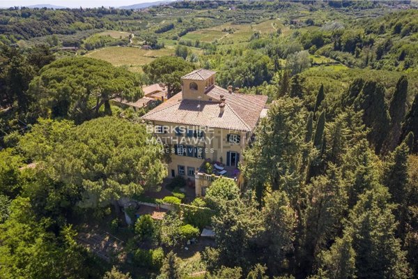 casa indipendente in vendita a Chianni in zona La Pieve