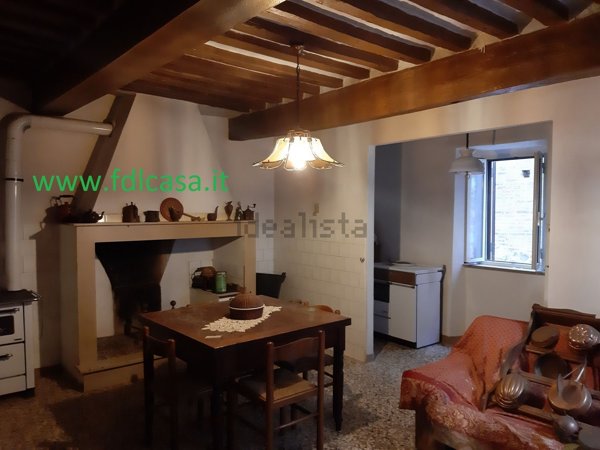 casa indipendente in vendita a Chianni in zona La Pieve