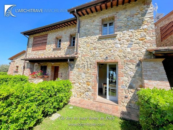 casa indipendente in vendita a Chianni in zona La Pescaia