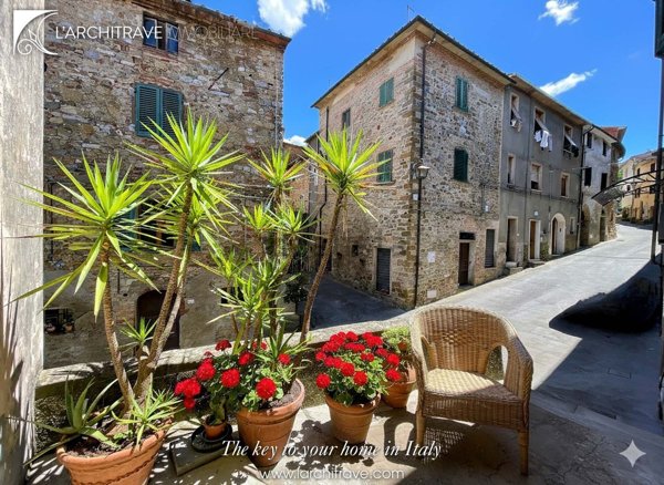 appartamento in vendita a Chianni in zona La Pescaia