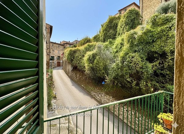 appartamento in vendita a Chianni in zona La Pescaia
