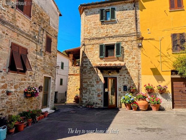casa indipendente in vendita a Chianni