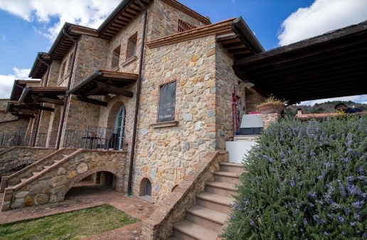 casa indipendente in vendita a Chianni in zona La Pescaia