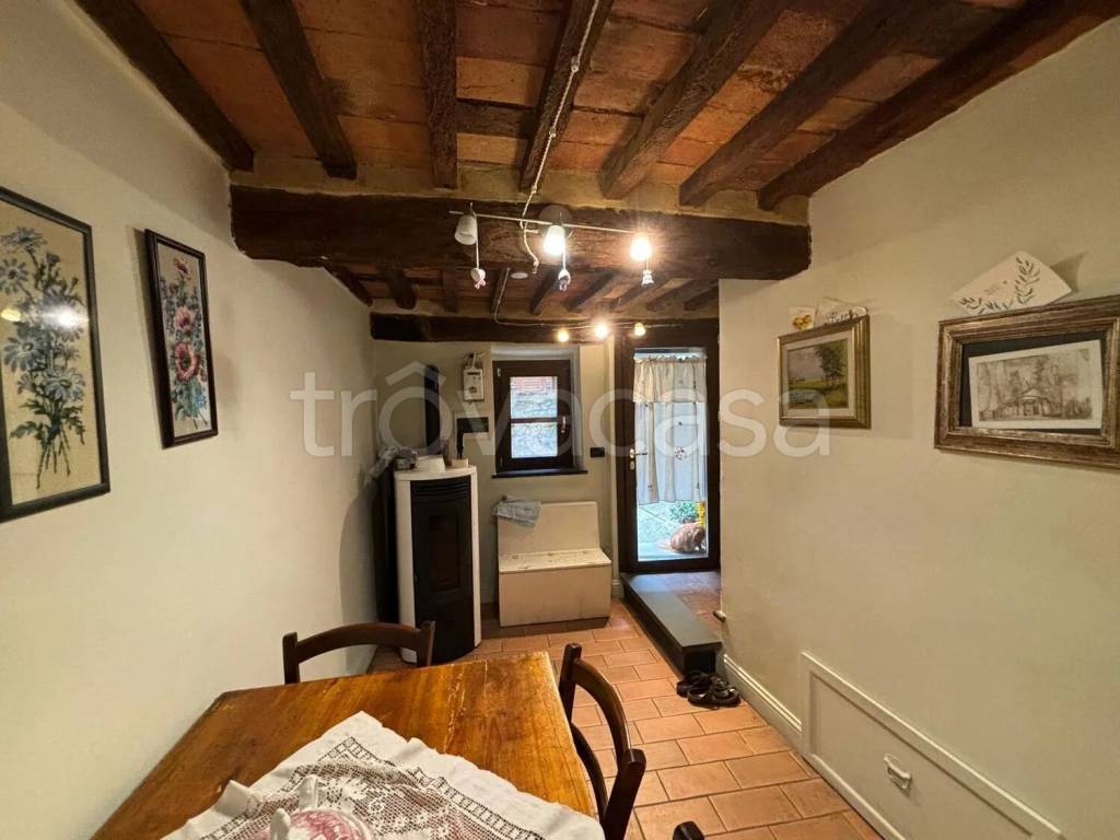 appartamento in vendita a Chianni in zona Rivalto