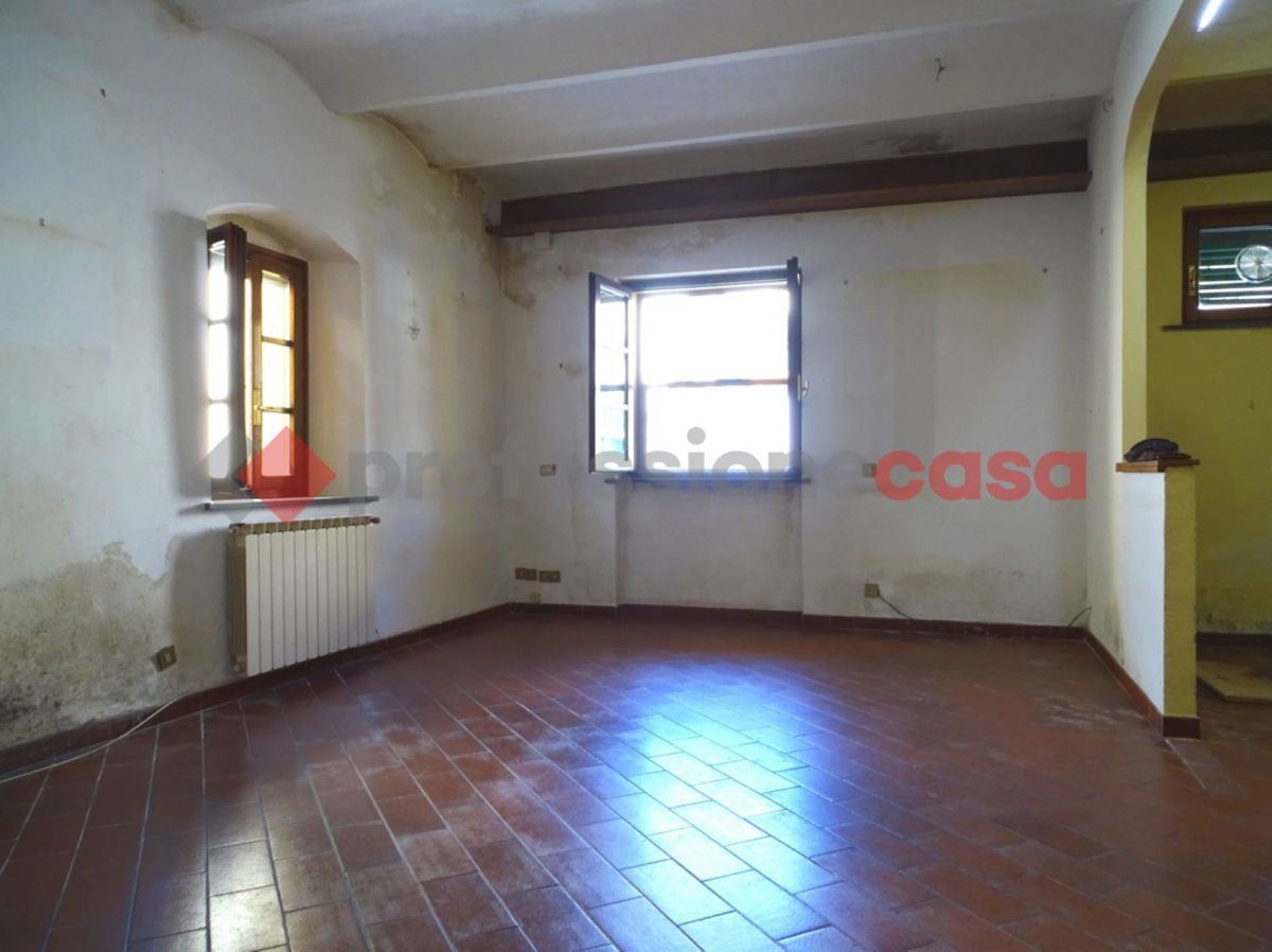 appartamento in vendita a Fauglia in zona Luciana