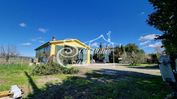 appartamento in vendita a Fauglia in zona Luciana