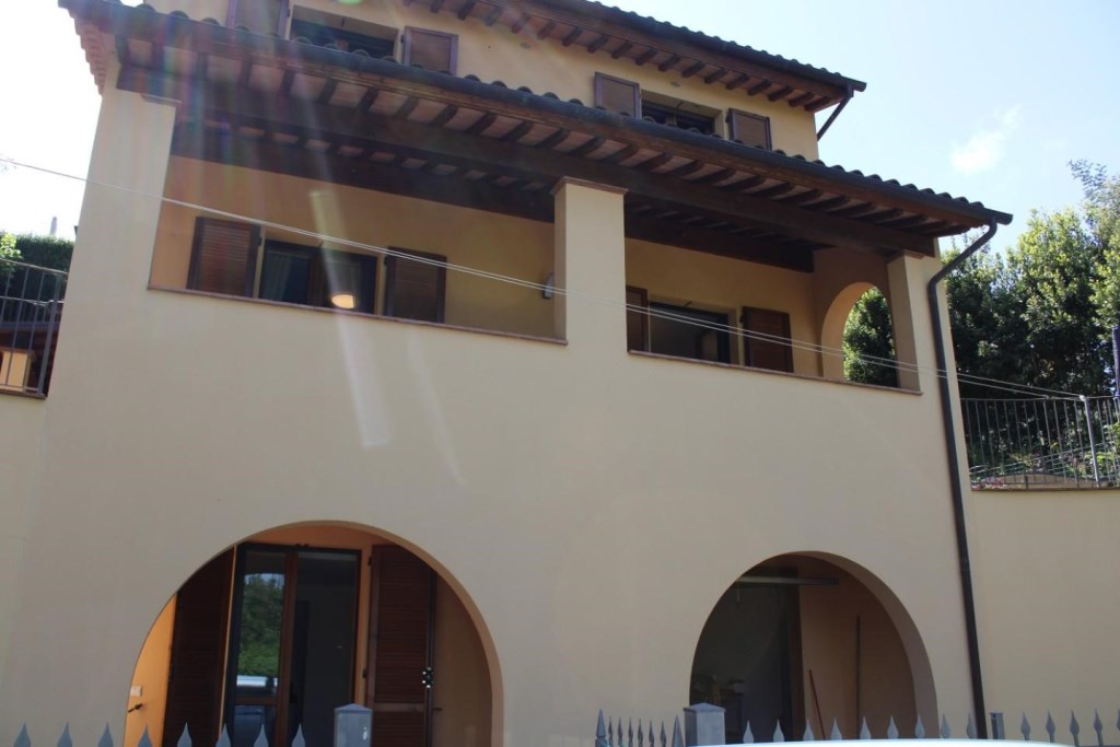 casa indipendente in vendita a Fauglia