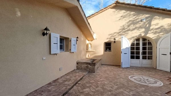 casa indipendente in vendita a Fauglia