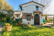 casa indipendente in vendita a Fauglia