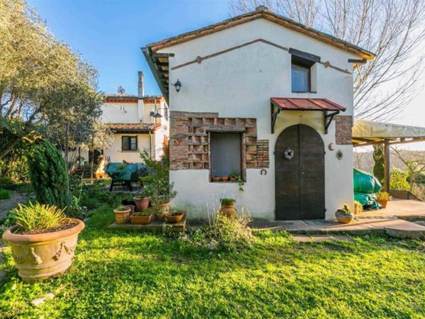 casa indipendente in vendita a Fauglia