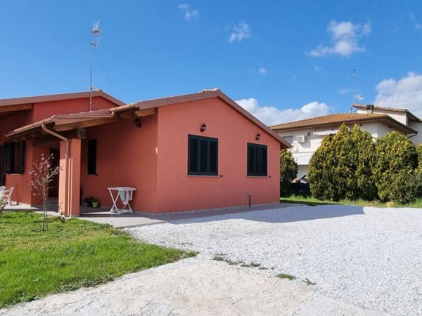 casa indipendente in vendita a Fauglia