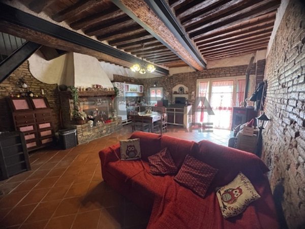 appartamento in vendita a Fauglia in zona Luciana