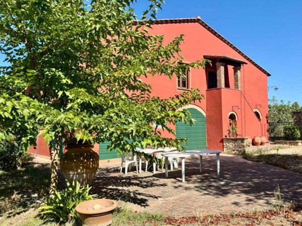 casa indipendente in vendita a Fauglia