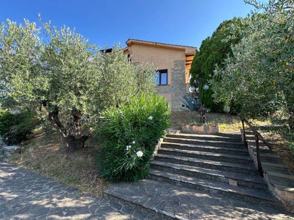 casa indipendente in vendita a Fauglia