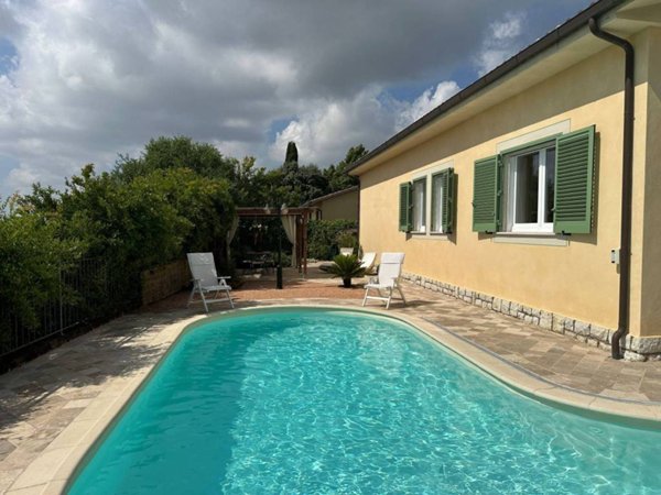 casa indipendente in vendita a Fauglia