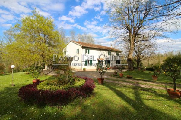 casale in vendita a Fauglia