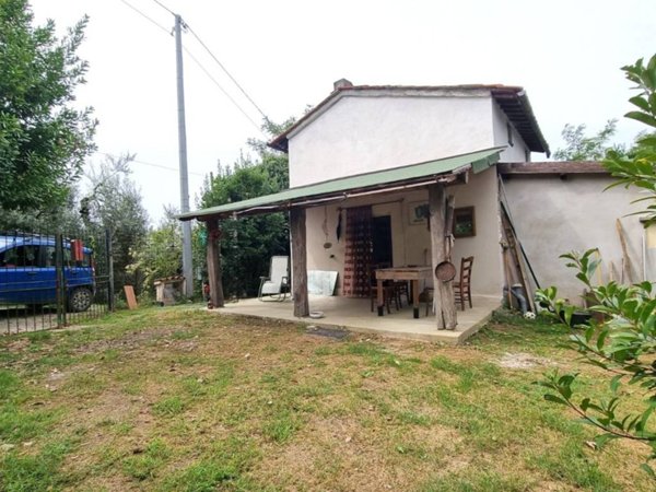 casa indipendente in vendita a Fauglia