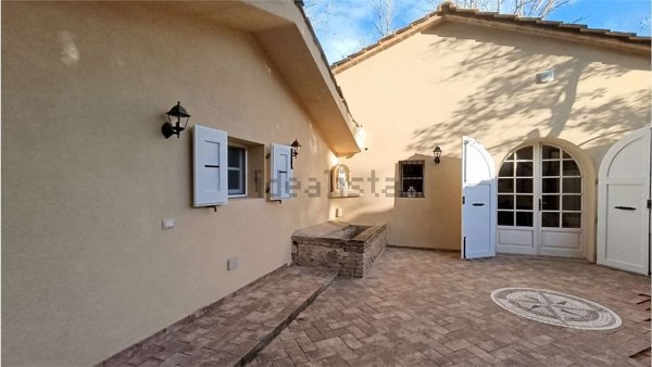 casa indipendente in vendita a Fauglia