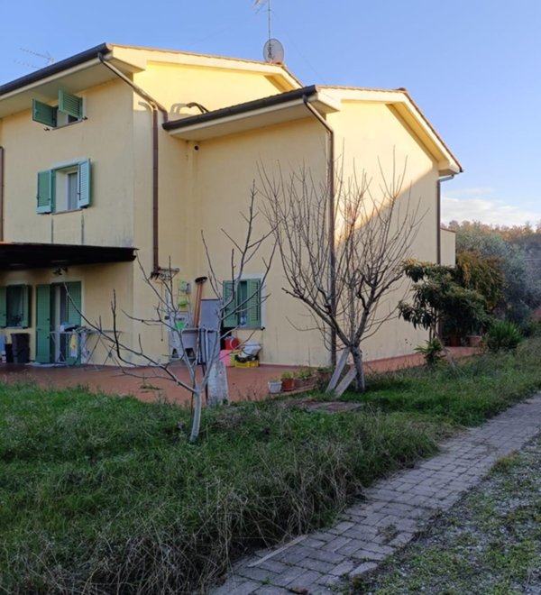 casa indipendente in vendita a Fauglia
