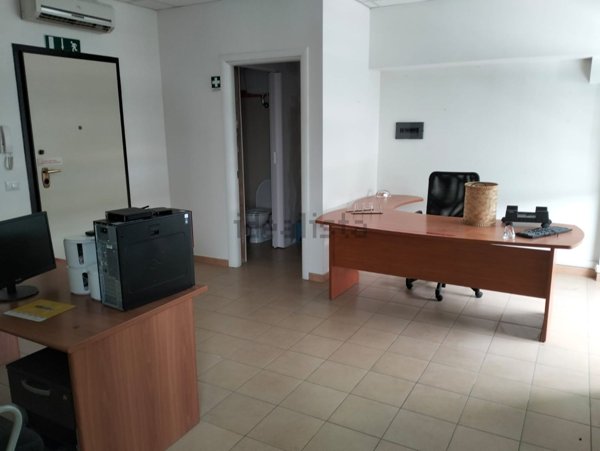 ufficio in vendita a Fauglia in zona Acciaiolo
