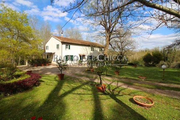 casale in vendita a Fauglia