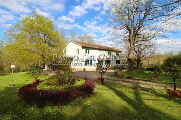 casale in vendita a Fauglia