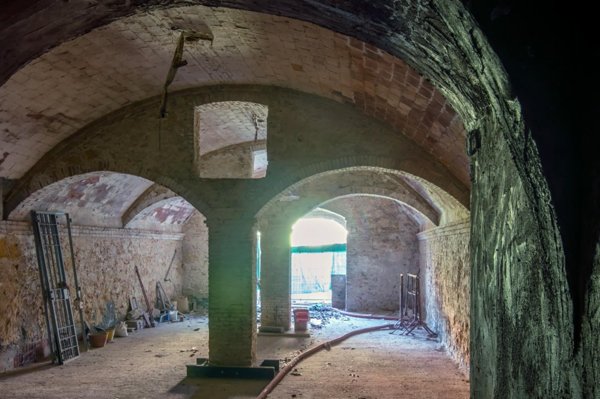 locale di sgombero in vendita a Fauglia