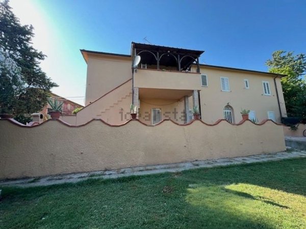 casa indipendente in vendita a Fauglia in zona Luciana