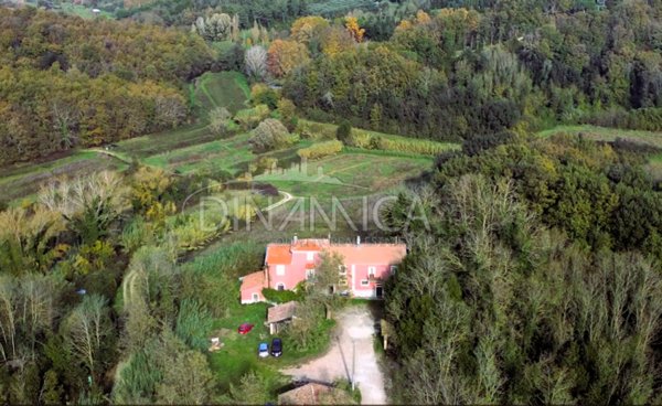 casale in vendita a Fauglia